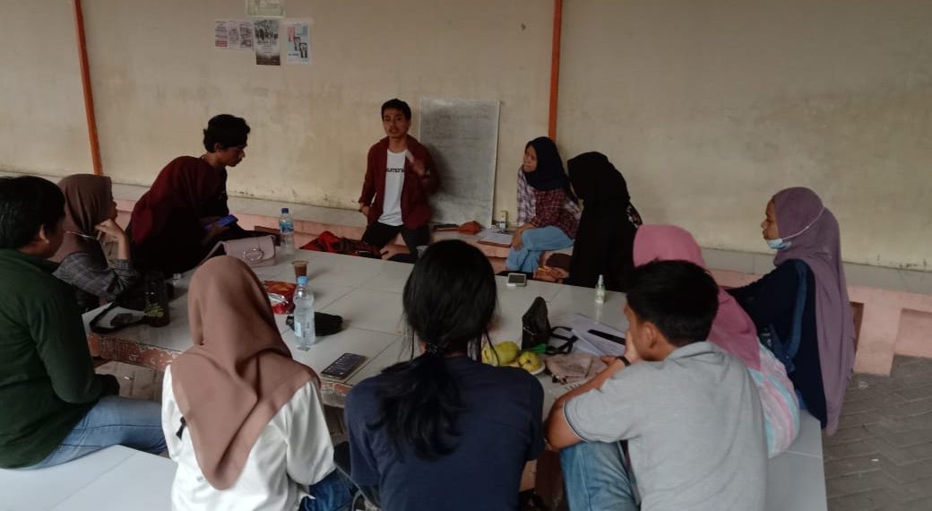 HMJ-IE Gelar Kajian Rutin Bertema Ideologi Aparatur State